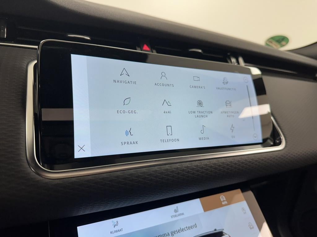 Land Rover Range Rover 1.5 p300e awd nolita ed. | panoramadak | meridian |