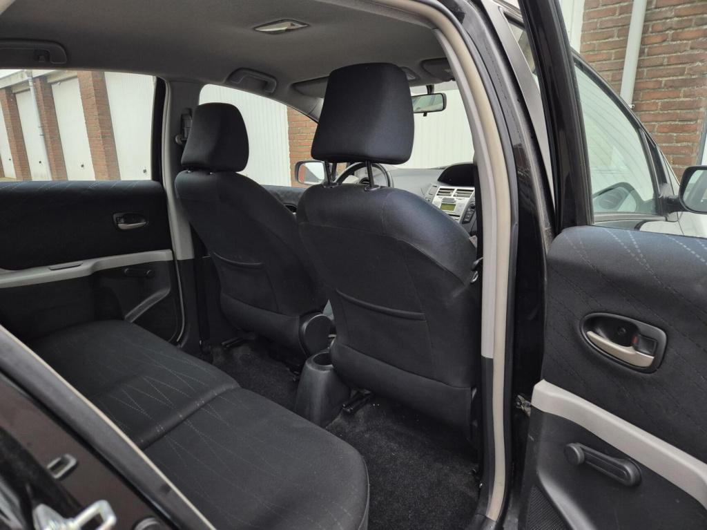 Toyota Yaris 1.3 vvti cool / 5-deurs / airco