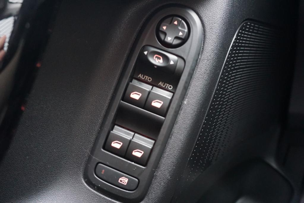 Citroen C3 1.0 puretech collection climate / navi / cruise / dab / stoelver