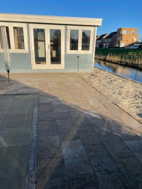 Wildverband bestrating gratis afhalen en uithalen!