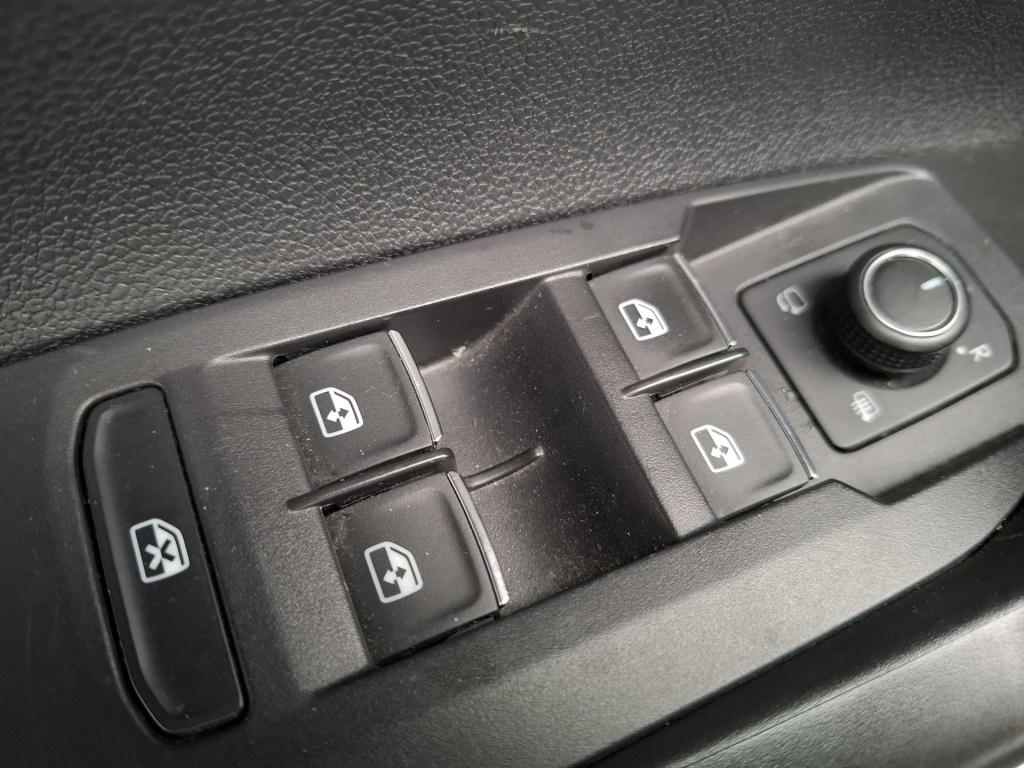 Volkswagen Polo 1.0 tsi 95 comfortline 5-drs airco/lmv/park