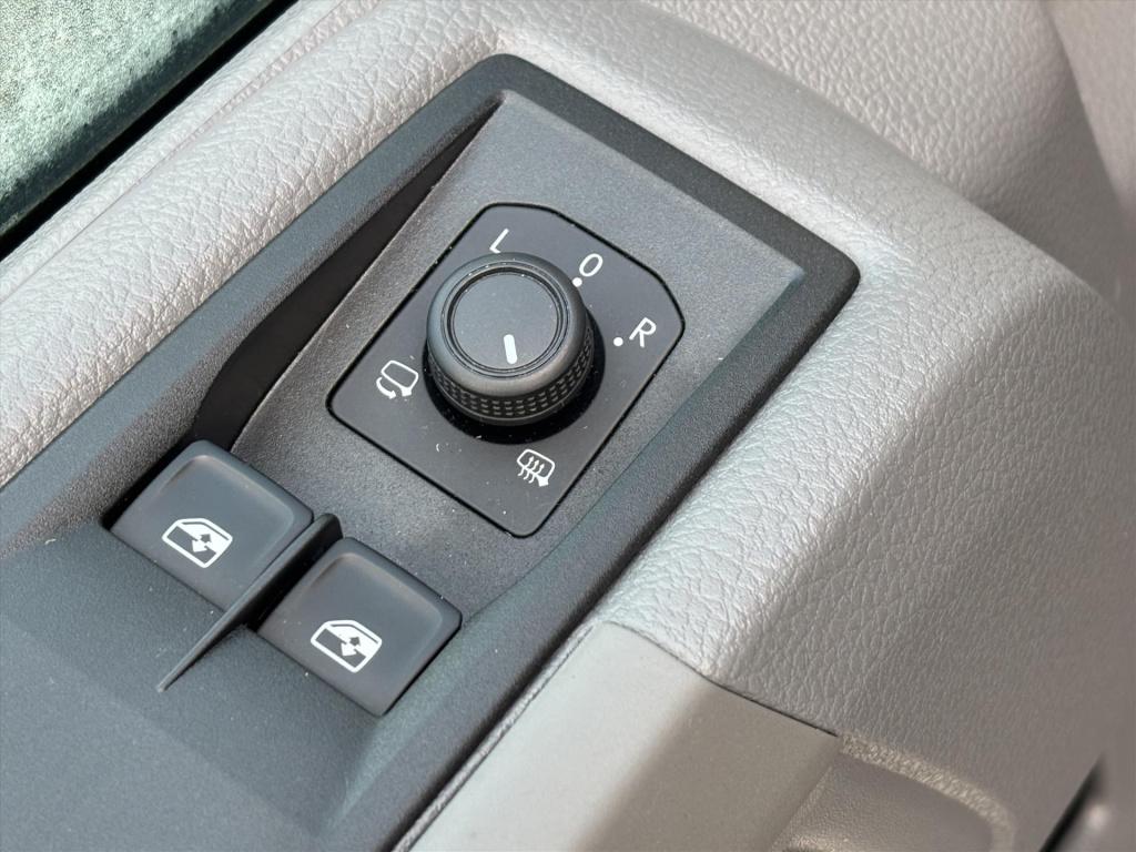 Volkswagen Transporter crafter 2.0tdi 177pk automaat grand california 600 |