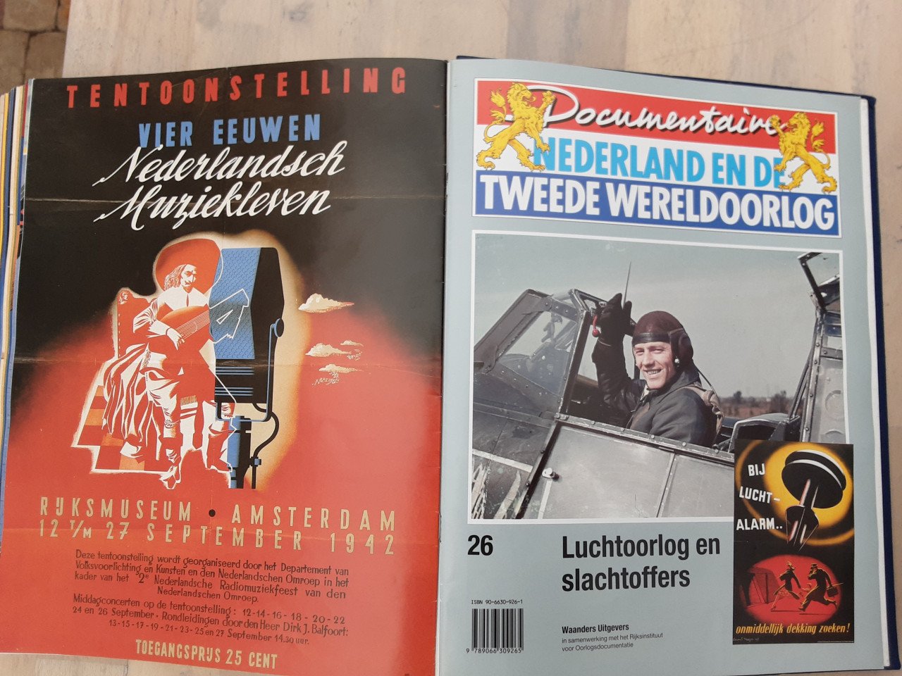 Nederland In de Tweede Wereldoorlog  Waanders uitgave