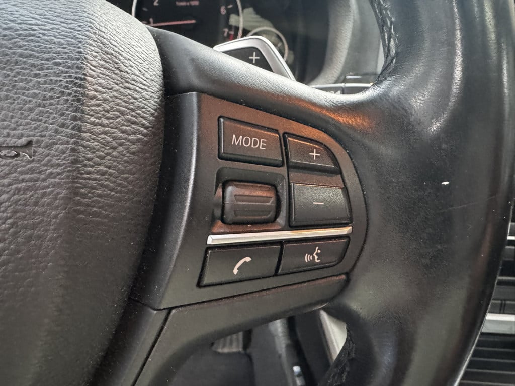 BMW X3 xdrive20i high executive | m-pakket | 19'' lmv | pano | camera