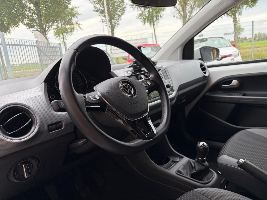 Volkswagen UP! 1.0 | active | lm velgen | stoelverwarming