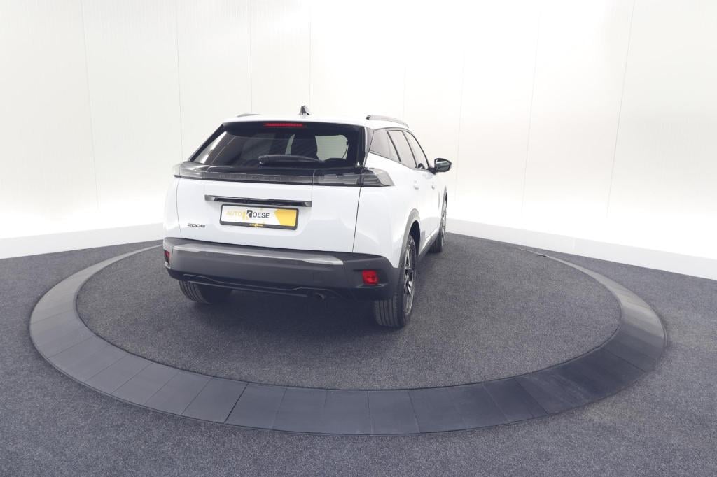 Peugeot 2008 puretech 100 allure | camera | navigatie | parkeersensoren | a