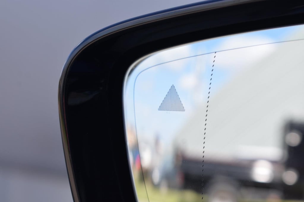 BMW 3-serie 320i high executive | harman kardon | schuif kanteldak | leder 