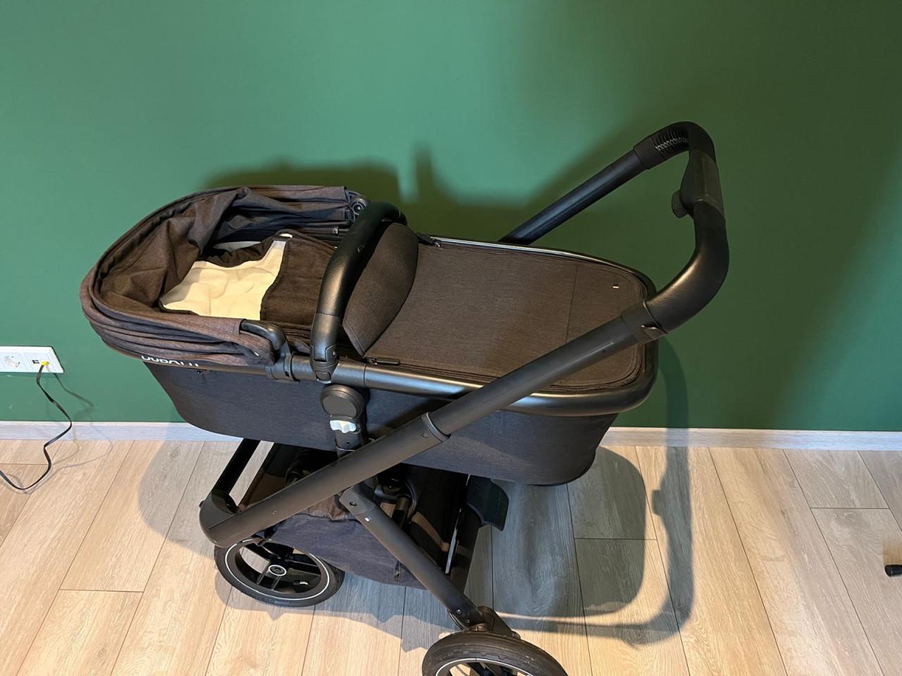Kinderwagen - nette staat - compleet met accessoires
