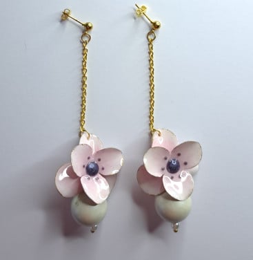Floral – Vrolijke oorhangers met een speelse twist