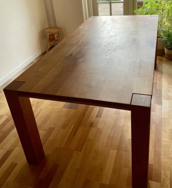 MASSIEF EIKEN EETTAFEL