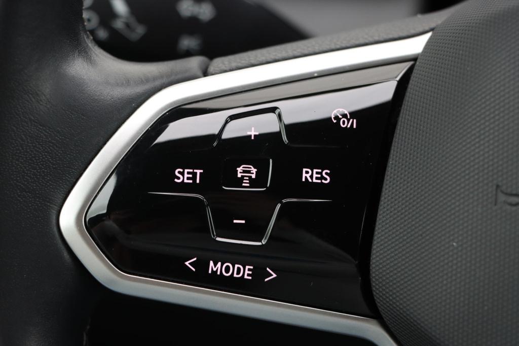 Volkswagen Id.3 pro 58 kwh | soh 94,9% |