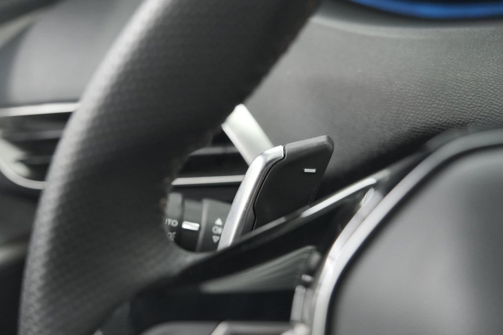 Peugeot 3008 hybrid4 300 gt | elektrisch panoramadak | dodehoekdetectie | c