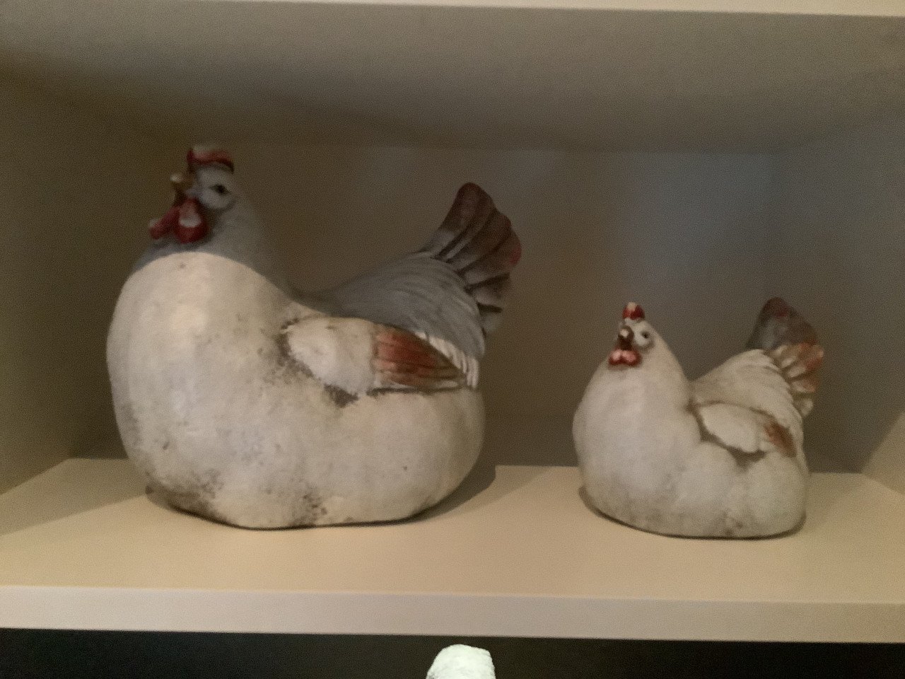 Kippen ( decoratie) merk “ Counryfield”