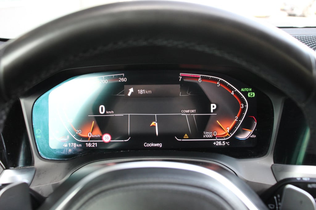 BMW 3-serie touring 330i high executive edition | m-sport | pano. | leder |