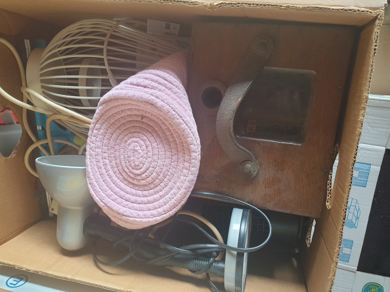 Te koop rommelmarkt spullen