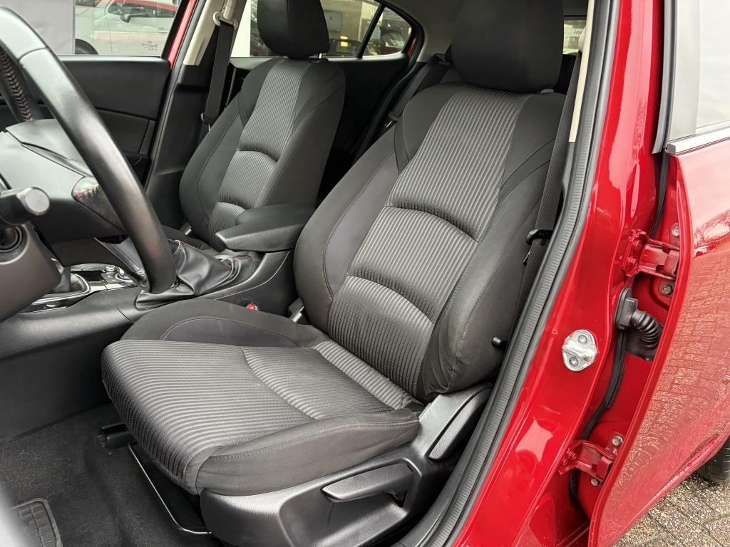 Mazda 3 2.0 ts+ 12 maanden bovag gar. rijklaar trekhaak 18" velgen