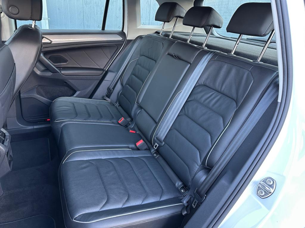 Volkswagen Tiguan 1.4 tsi dsg ehybrid life | leder | trekhaak | 360 camera 