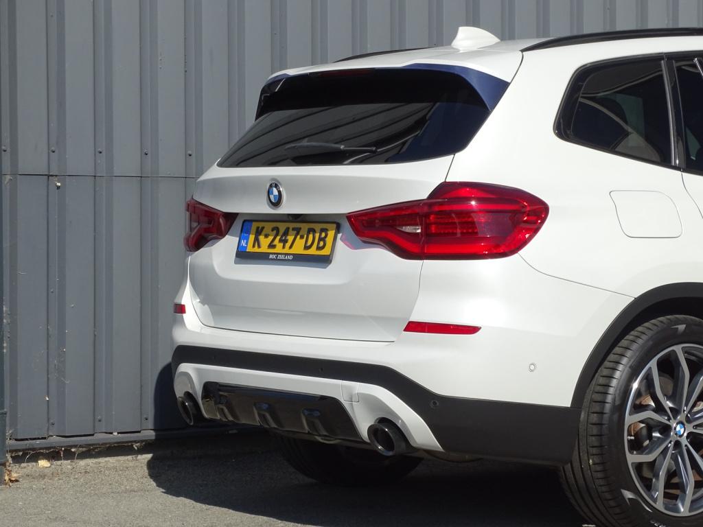 BMW X3 xdrive30e high executive