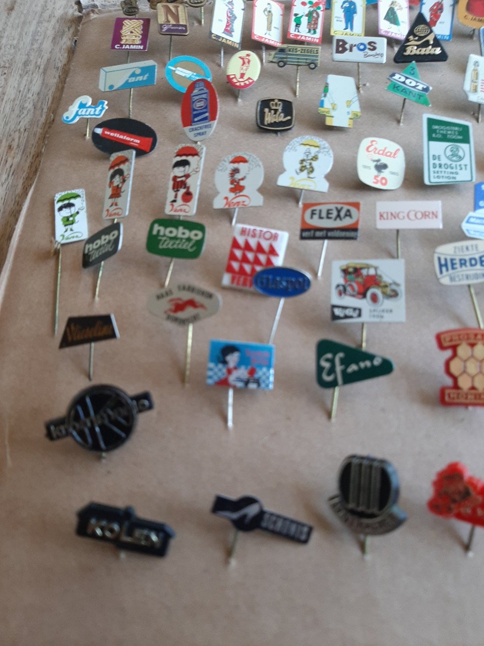 RUIM 150 STUKS , JAREN 50 EN 60 SPELDJES
