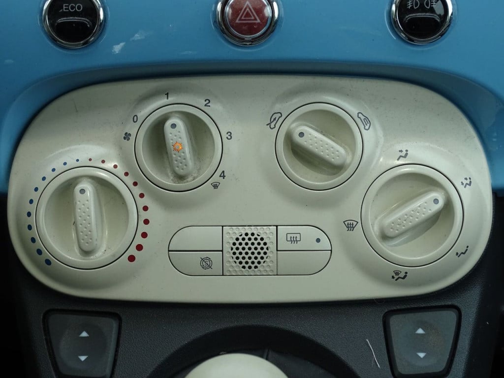 Fiat 500 0.9 twinair lounge pano | airco | 15"