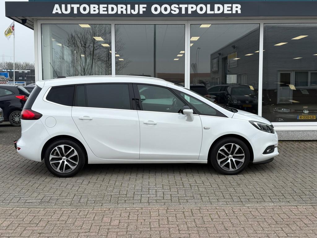 Opel Zafira tourer grijskenteken ! 2 persoons