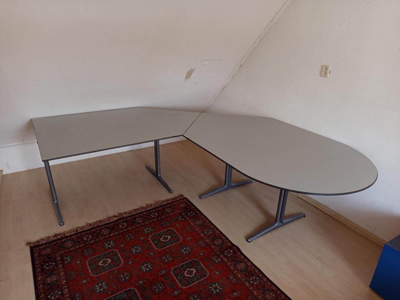 Ahrend Bureau hoektafels afmetingen in afbeeldingen