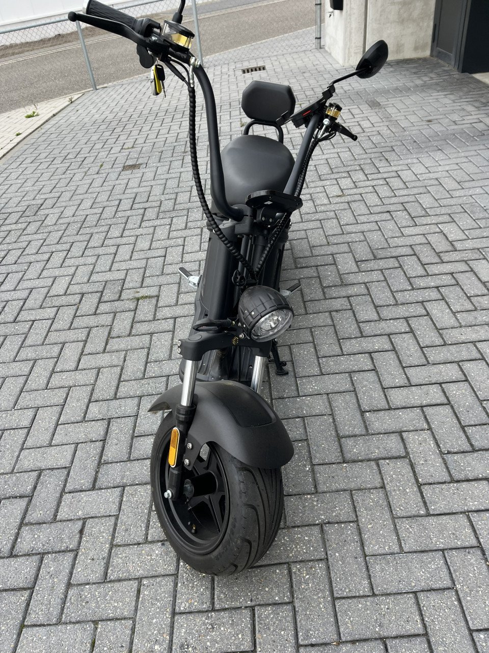 Mangosteen M2 Smartwheelz - als nieuw - 450 km - 1250 €