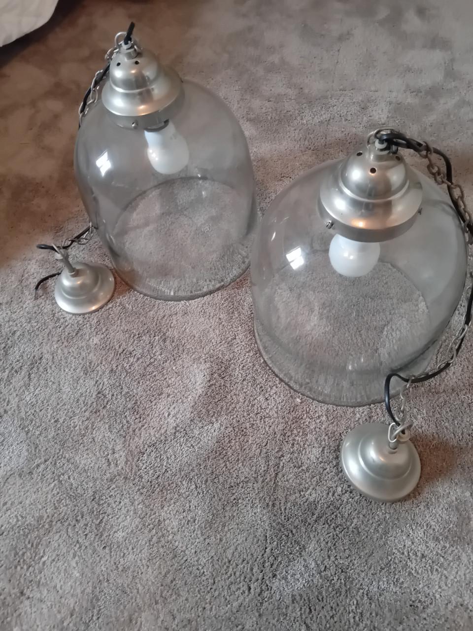2 glazen lampen