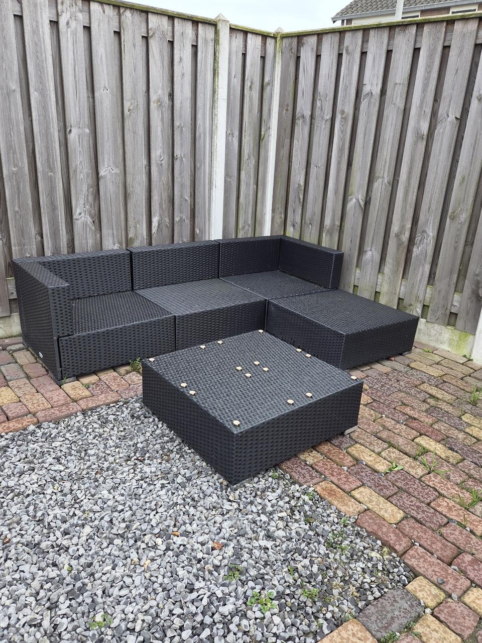 Lounge set, compact model