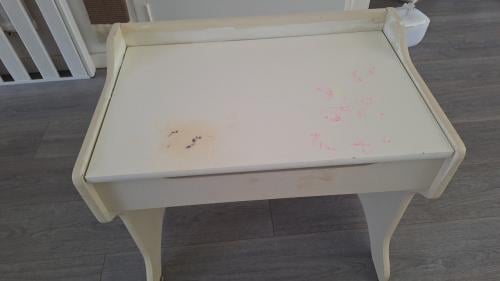 Peuter/kleuter bureau met stoel