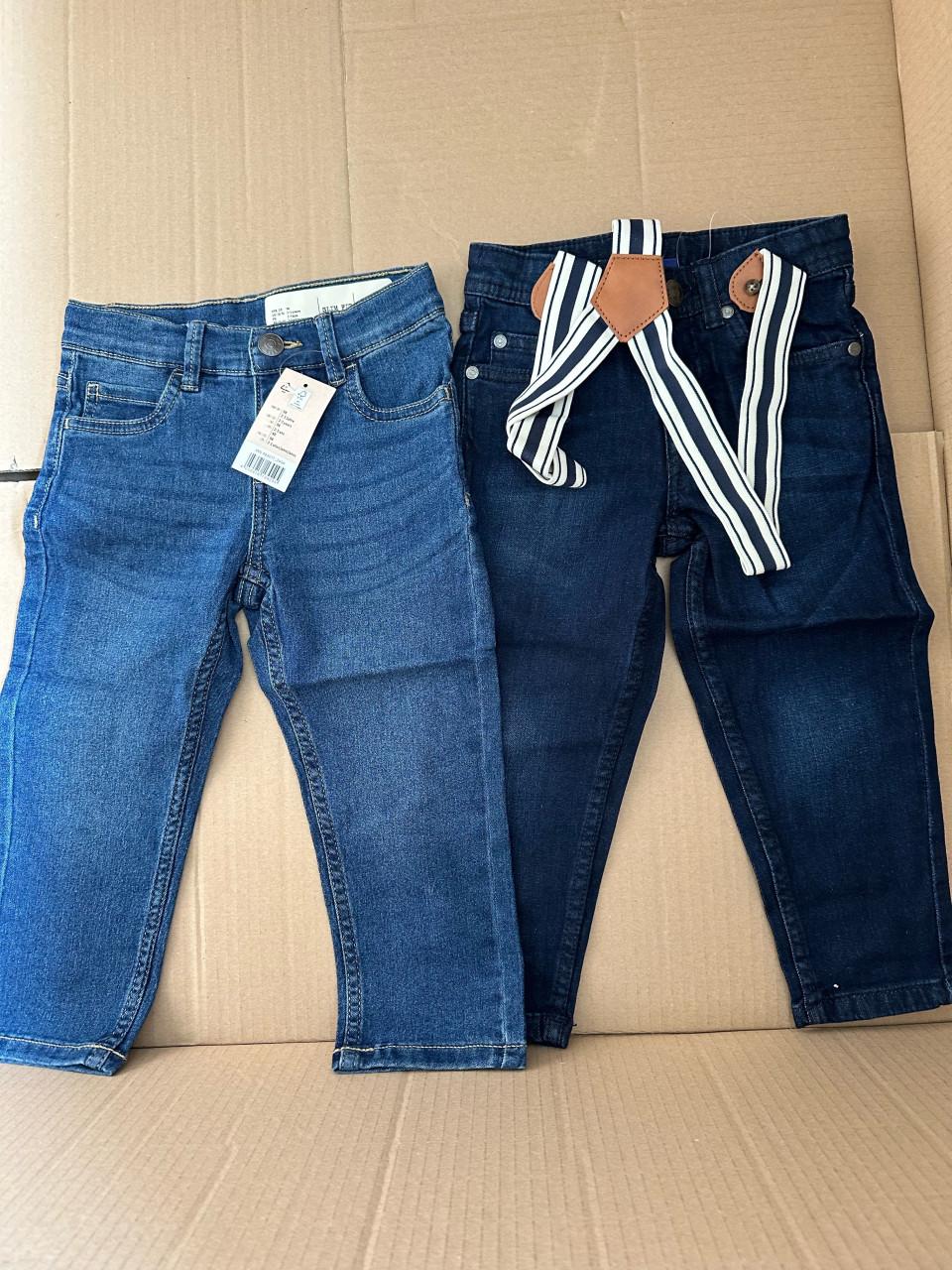 Nieuwe kleding (dames, kinderen, heren) €2 per stuk