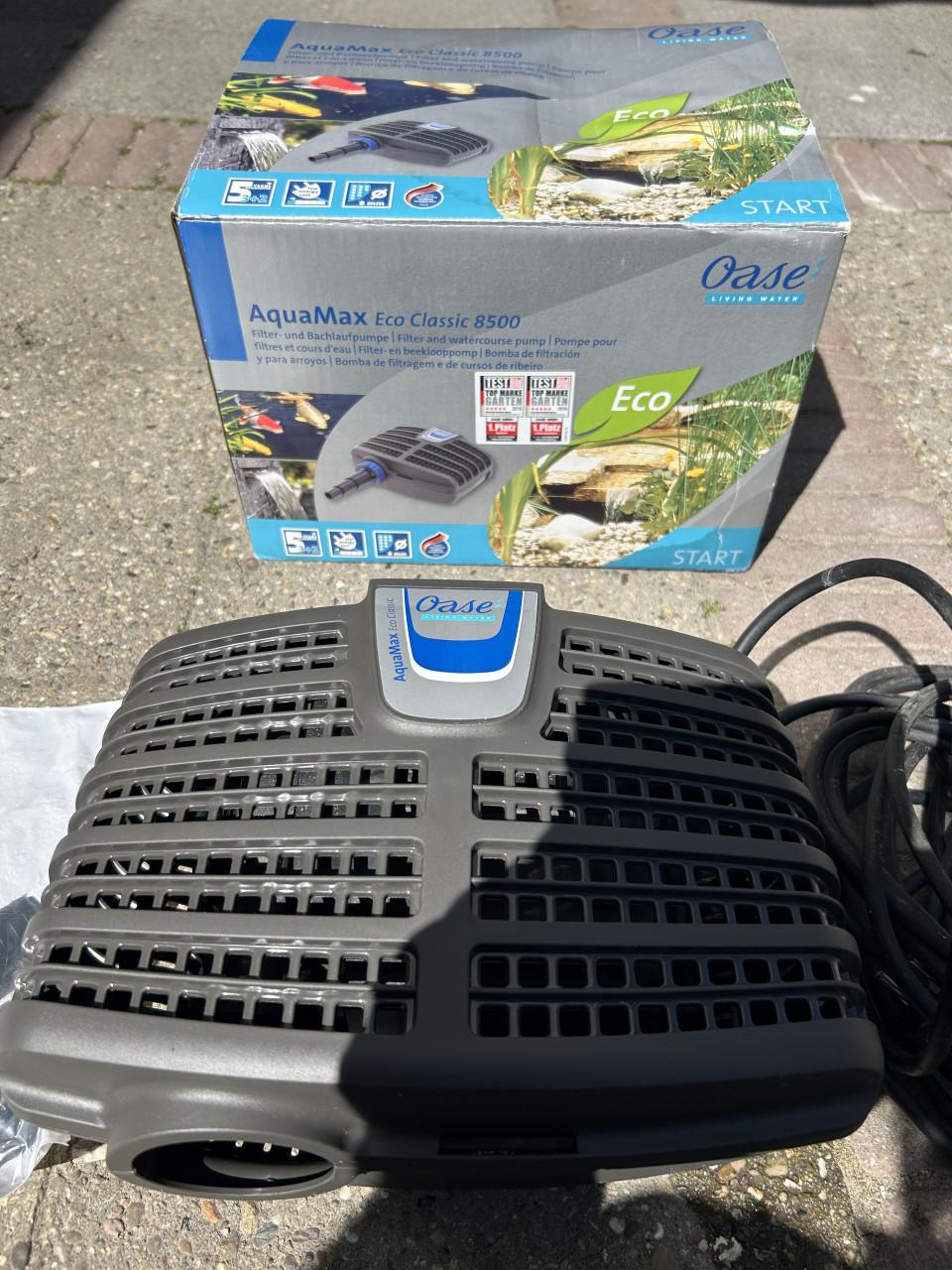 Te koop oase aquamax  eco classik 8500 sterke en zuinige Vijverpomp