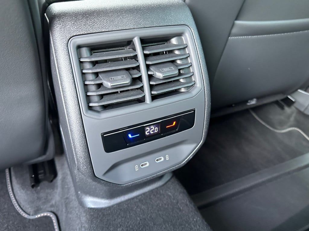 Cupra Leon 1.5 etsi 150pk dsg | camera | led | navi | 18 inch | rijklaar in