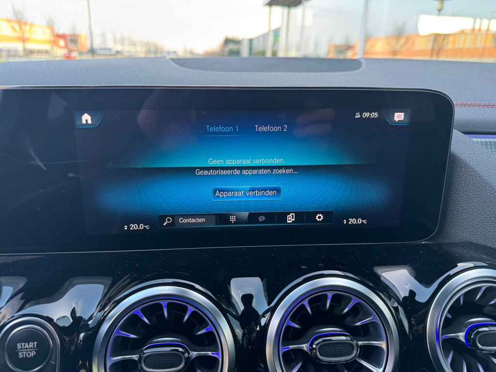 Mercedes-Benz Eqa 250 amg line 67 kwh automaat , night-pakket