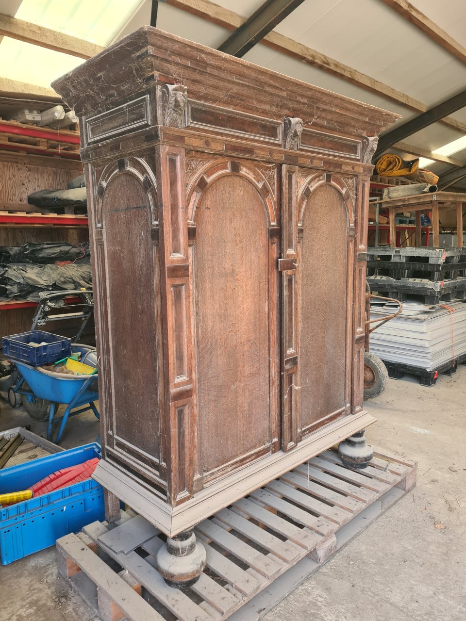 Antieke kast Utrechtse Toogkast Poortkast