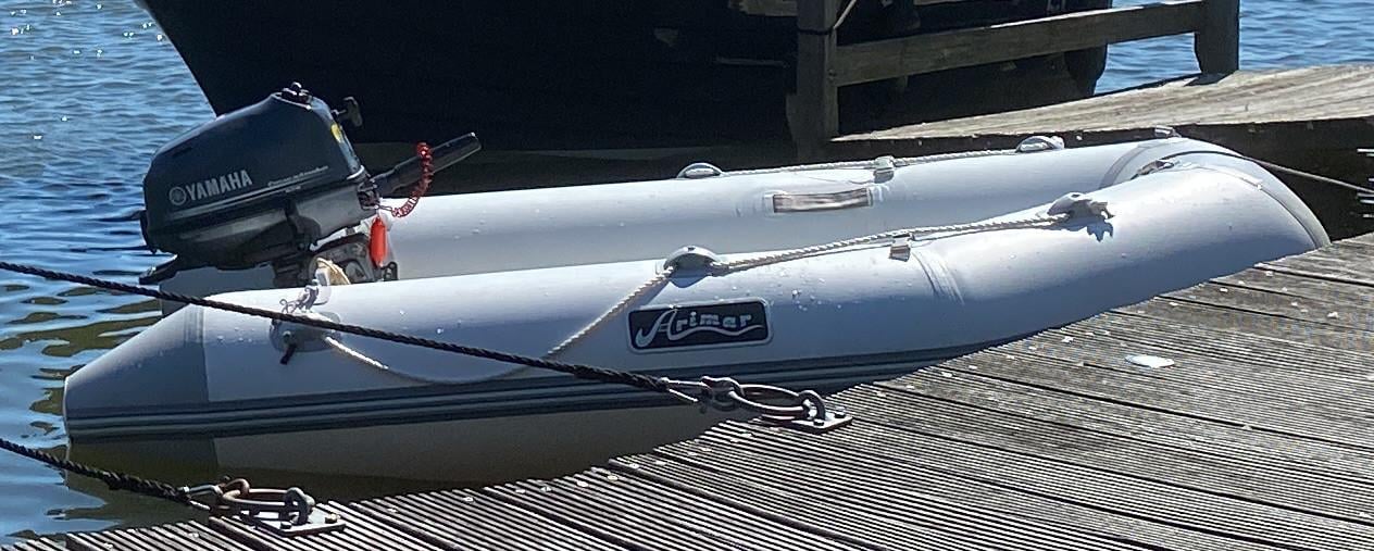 Opblaas-/opvouwbare rubberboot +/- 210cm met Yamaha 4 pk
