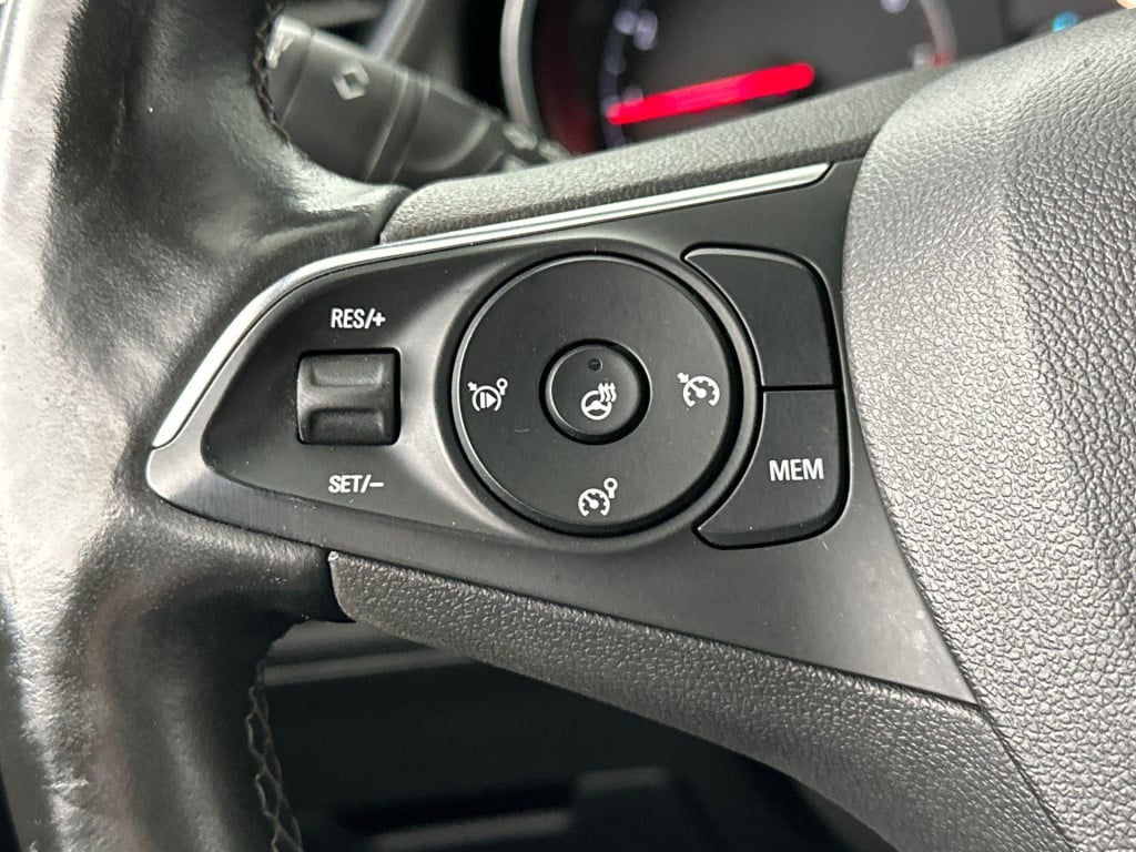 Opel Grandland X 1.2 turbo ultimate | lederen bekleding | stoel ventilatie 