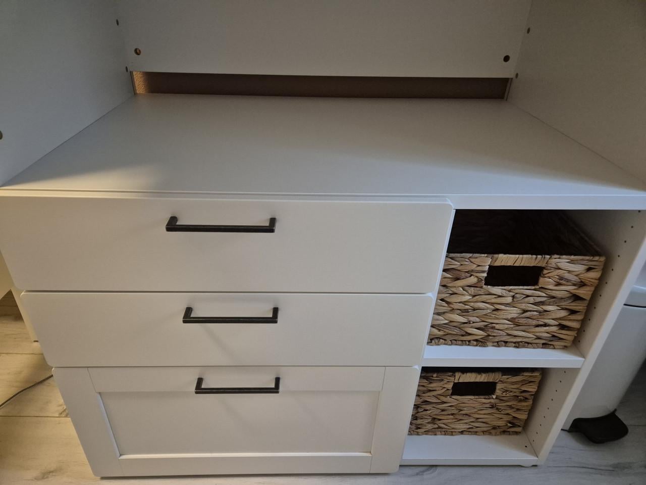 Commode ikea smastad