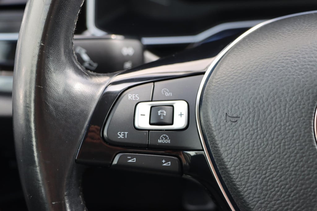 Volkswagen Polo 1.0 tsi highline