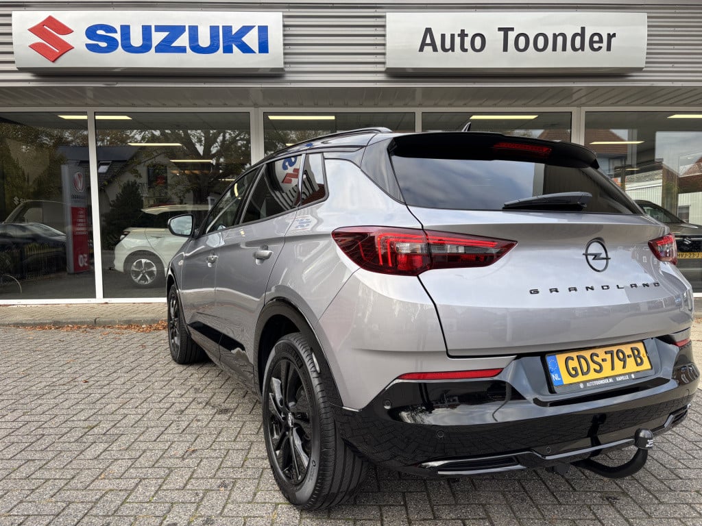 Opel Grandland 1.2 turbo gs/ trekhaak afneembaar