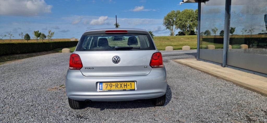 Volkswagen Polo 1.4-16v comfortline | airco | cruise control | armsteun | e