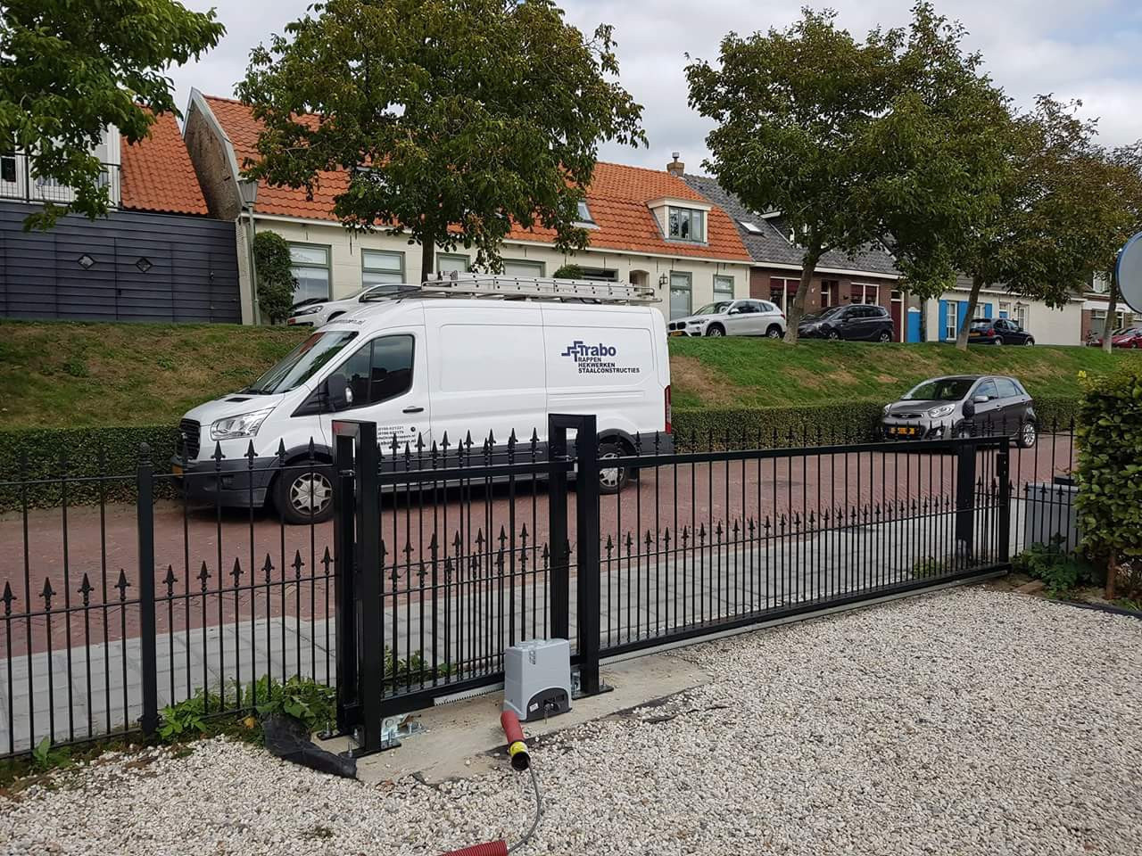 Stalen poorten en hekken op maat gemaakt