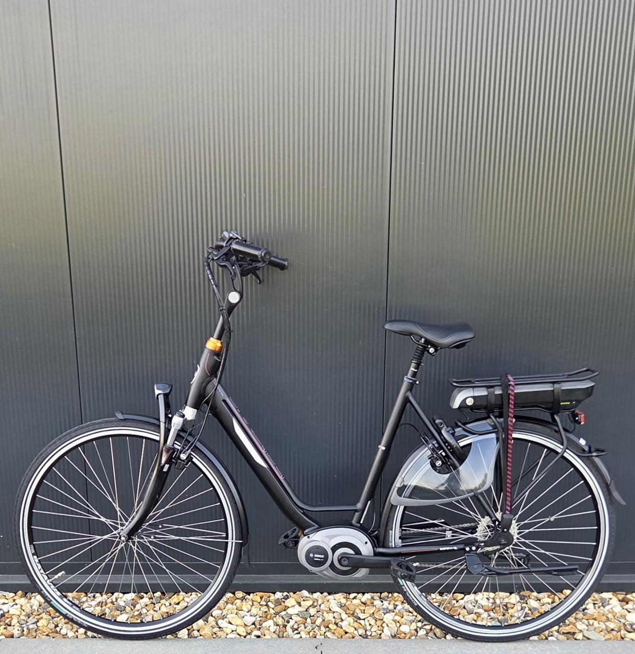 Mooie nette Batavus Fuze E-go Bosch Active Line 57cm 400Wh