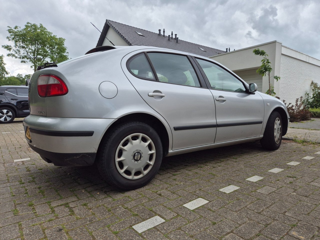 Seat Leon 1.4 – 2002 – met airco – APK tot december 2025