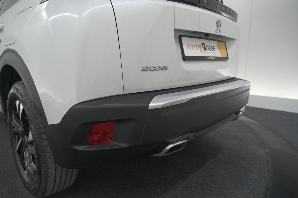 Peugeot 2008 puretech 130 eat8 allure | camera | navigatie | parkeersensore