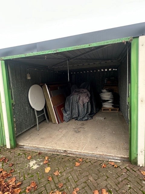 Te huut stalen garage box in Wemeldige!