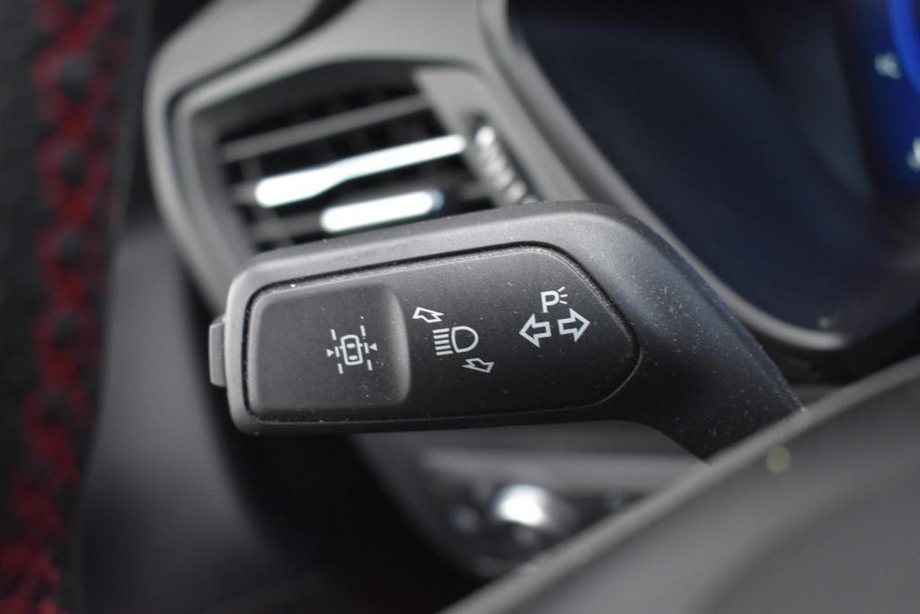 Ford Kuga 2.5 phev st-line | climate control | cruise control | winterpakke