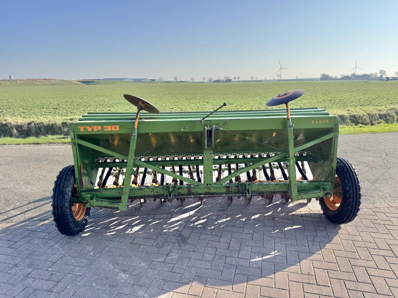 Amazone zaaimachine 3 mtr