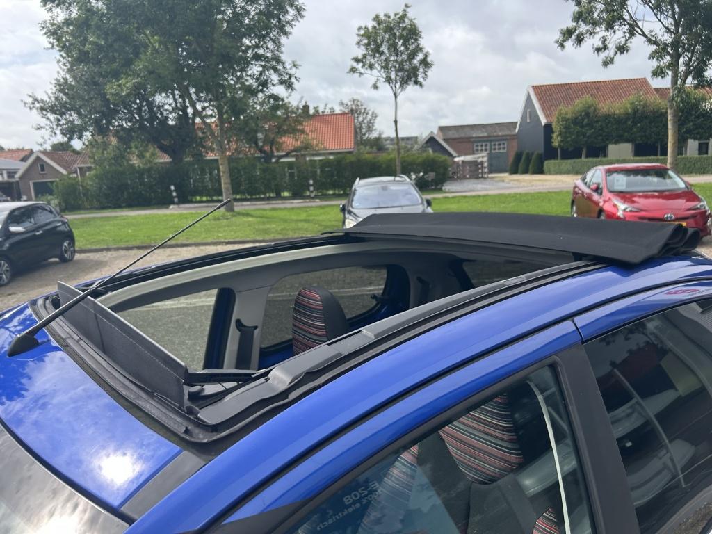 Citroen C1 1.0 vti airscape 68pk s&s 5d airscape shine navigatie | achterui