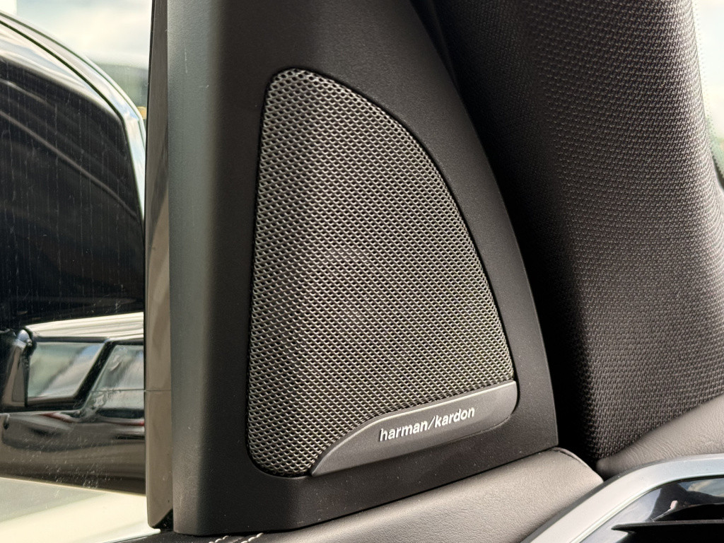 BMW X5 xdrive45e high executive | pano | sky lounge | stoelventilatie | luc